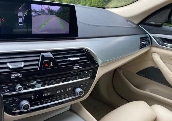 BMW Seria 5 cena 139900 przebieg: 129000, rok produkcji 2018 z Płock małe 232